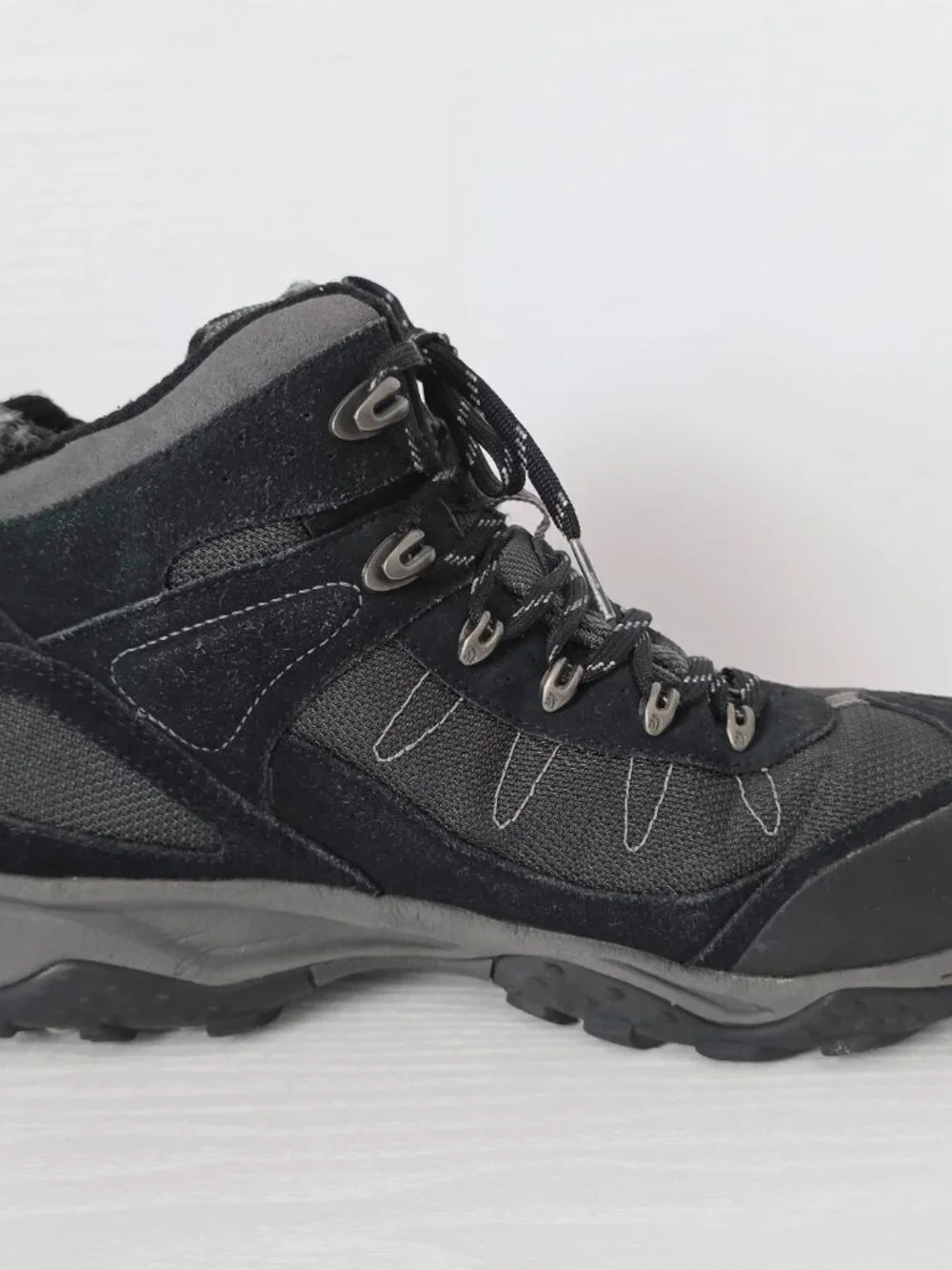 Vintage Men's The North Face Hiking Boots Waterproof/PrimaLoft Size 12
